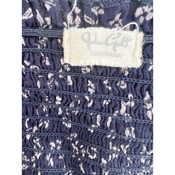 John Galt/Brandy Melville Ally Smocked Crop Tank Top | One Size - Picture 6 of 7